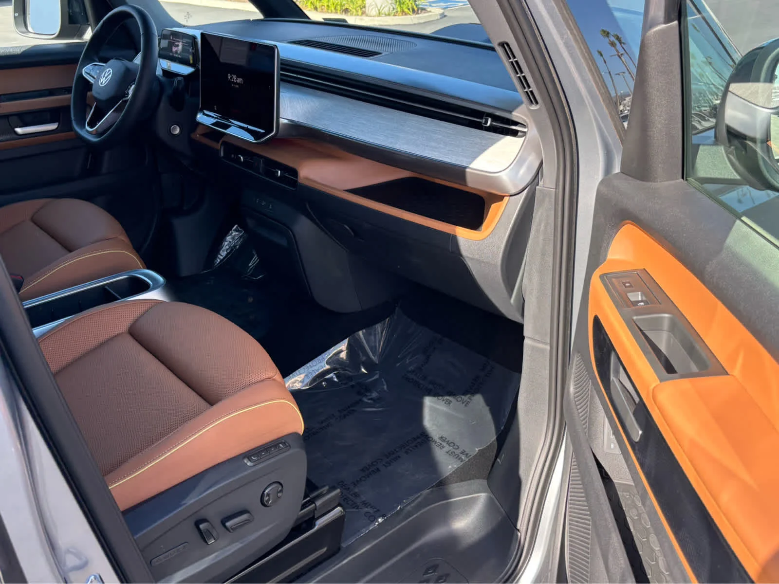 New 2025 Metro Silver Metallic Volkswagen Pro S image 17