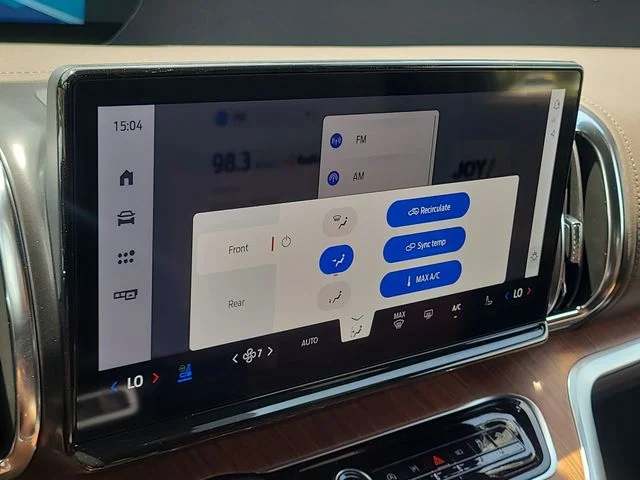 New 2027 White Metallic Ford King Ranch image 29