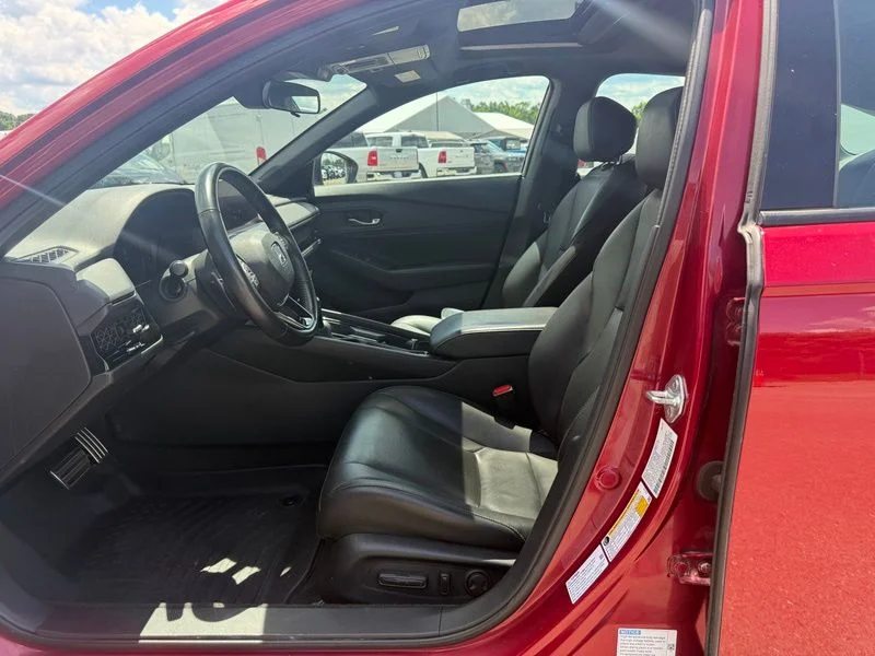 Used 2024  Honda Sport-L image 10