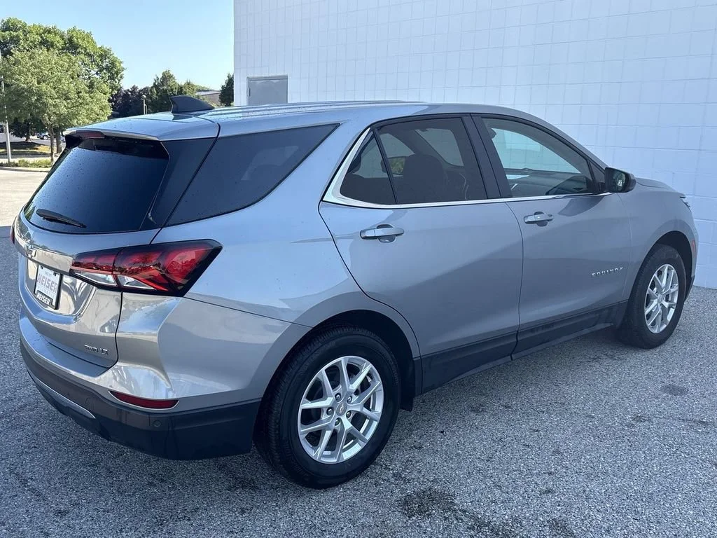 Used 2023 Sterling Gray Metallic Chevrolet LT image 13