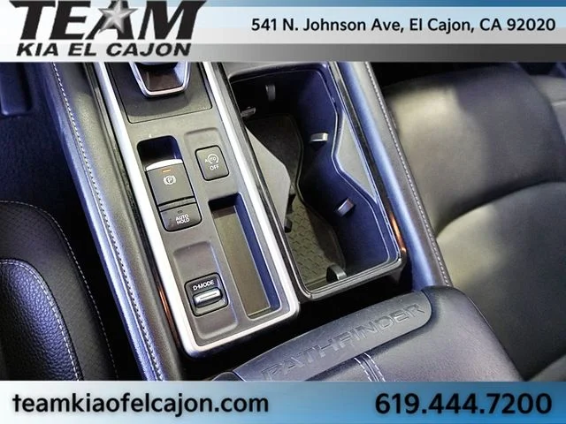 Used 2024 Silver Nissan SL image 36