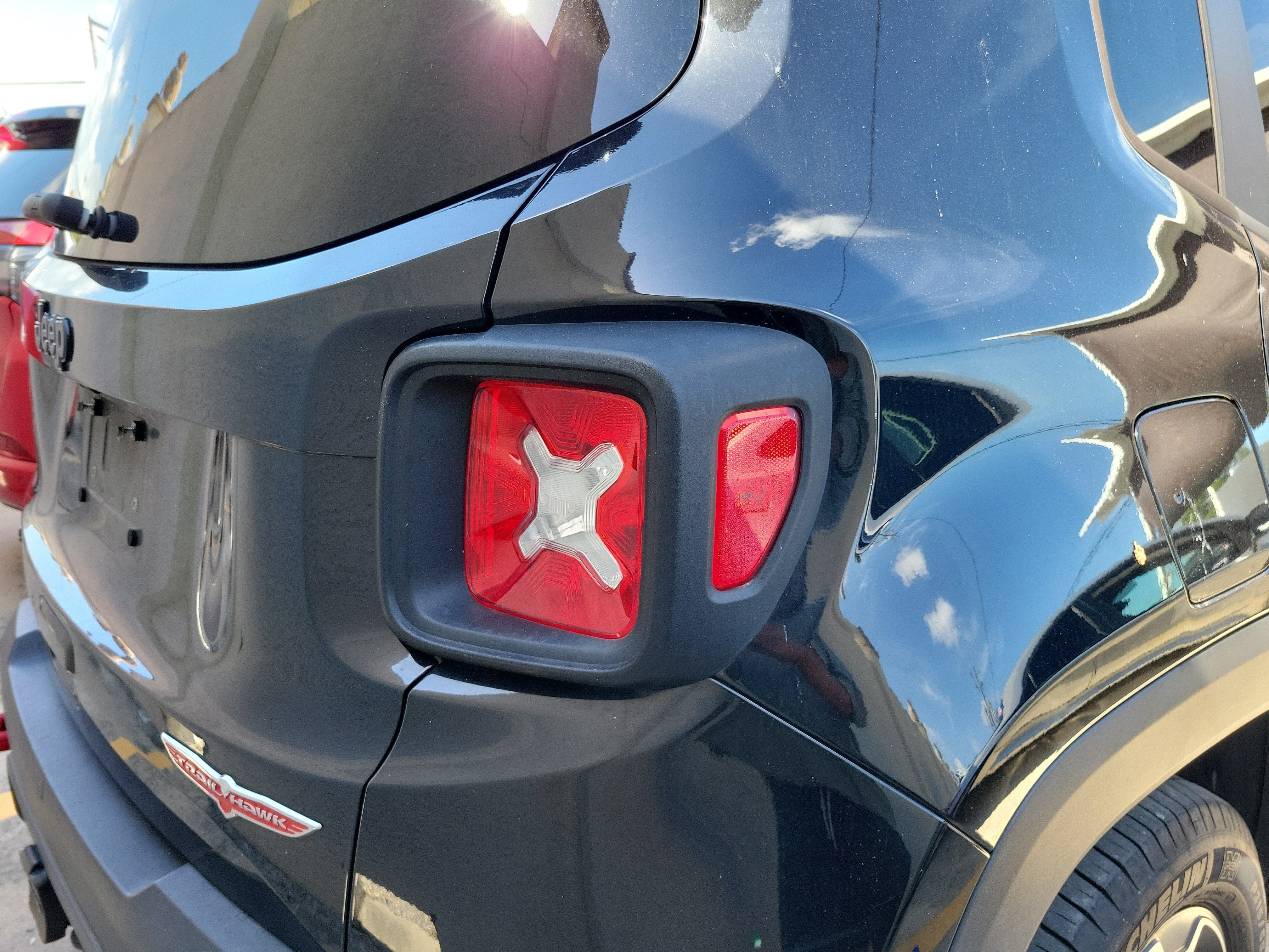Used 2019 Black Clearcoat Jeep Trailhawk image 10
