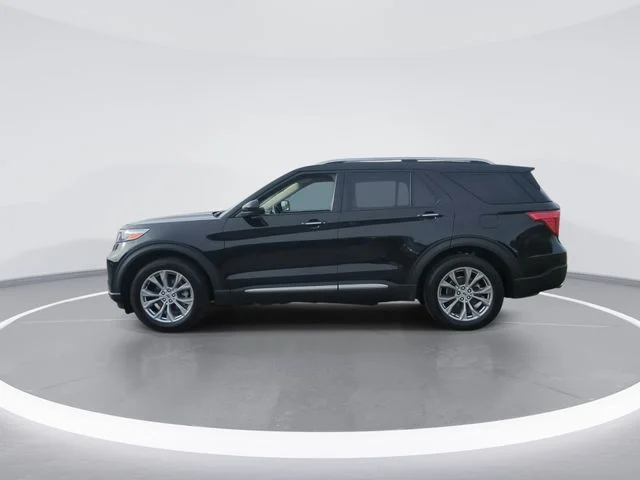 Used 2023 Black Ford Limited image 5