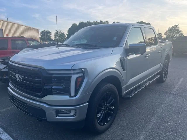Used 2024 Silver Ford Lariat image 1