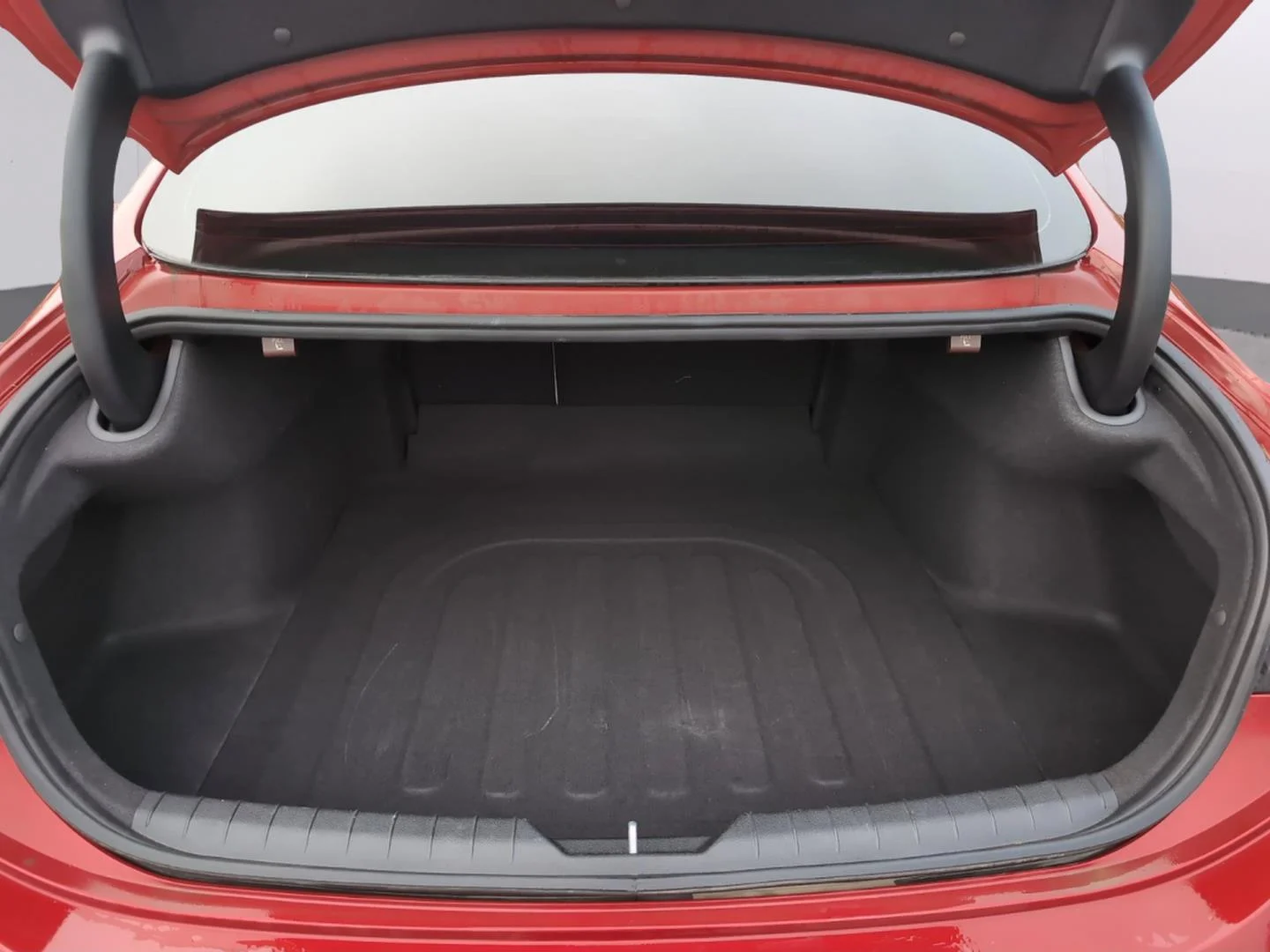 Used 2024 Ultimate red Hyundai SEL image 9