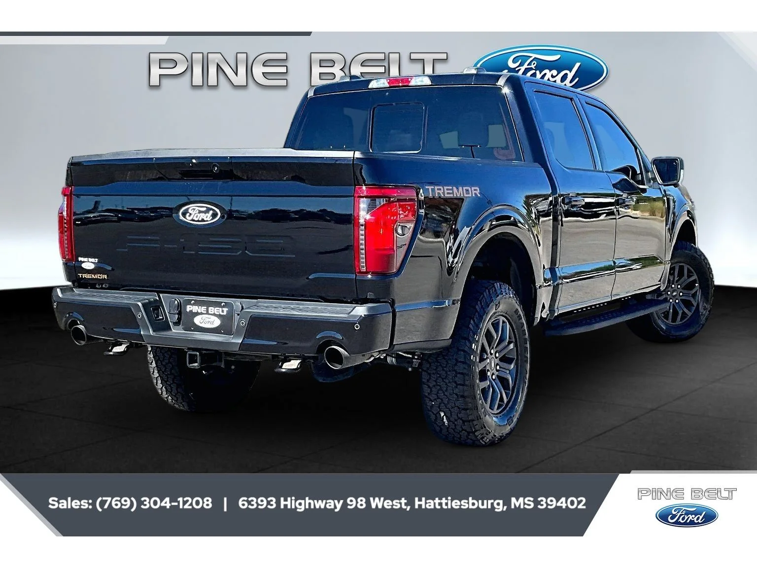 Used 2025 Agate Black Metallic Ford Tremor image 11