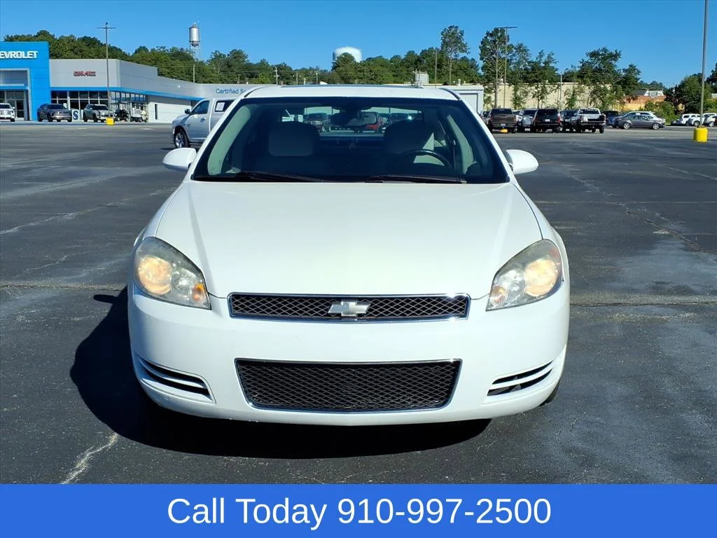 Used 2012 SUMMIT WHITE Chevrolet LT Fleet image 2