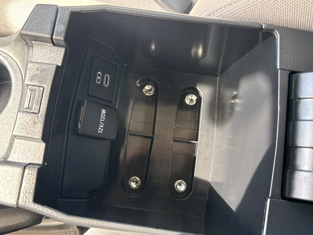Used 2025  Toyota LE image 28