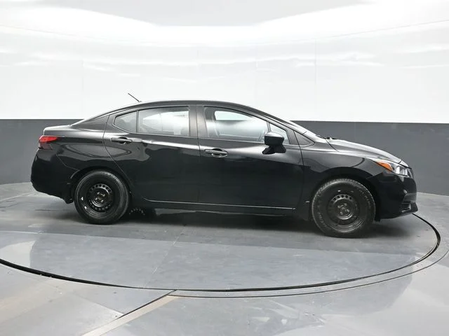 Used 2021 Black Nissan 1.6 S image 8
