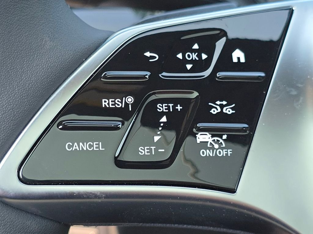 New 2026 Cirrus Silver Metallic Mercedes-Benz GLA 250 image 35