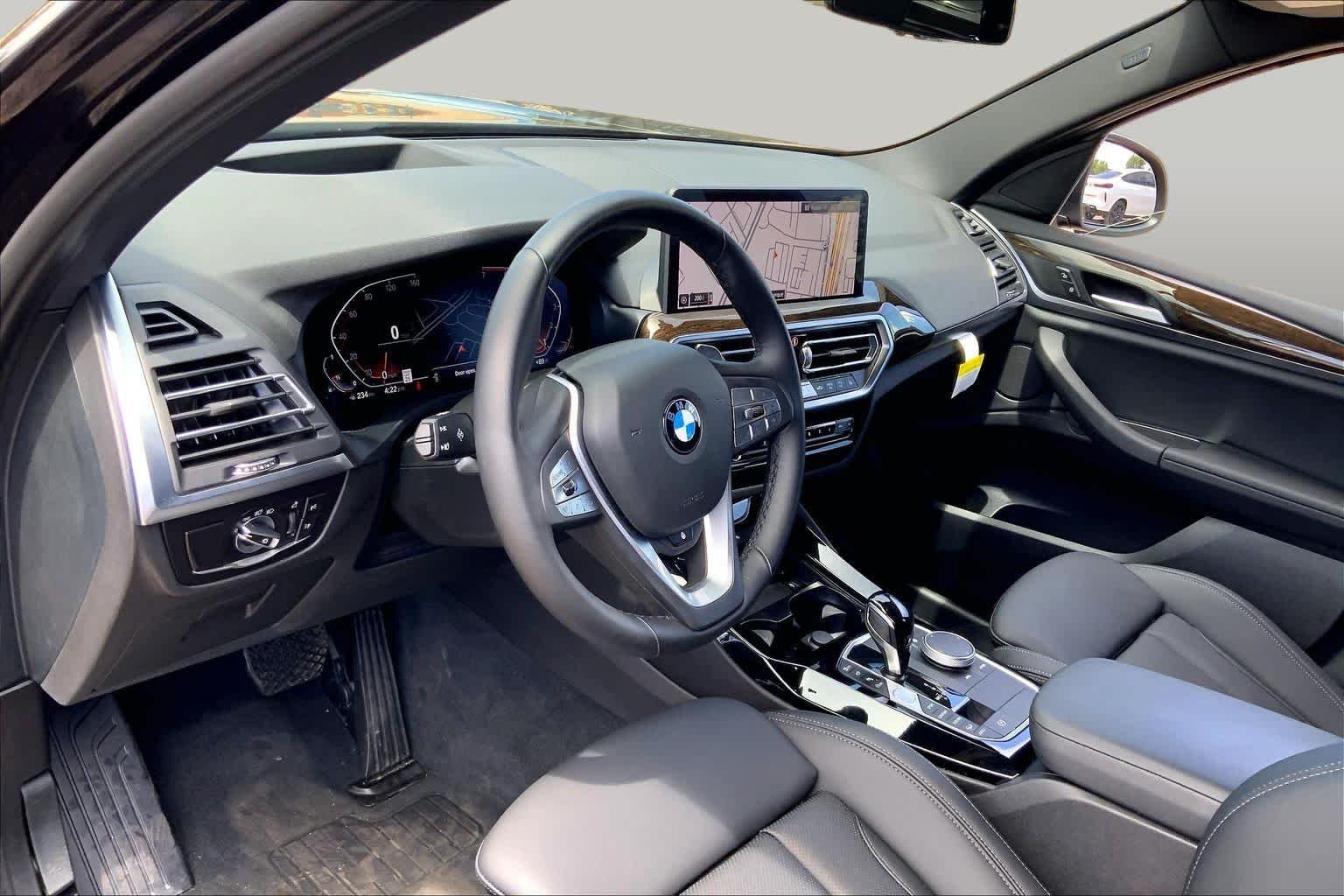 Used 2023 Black Sapphire Metallic BMW xDrive30i image 15