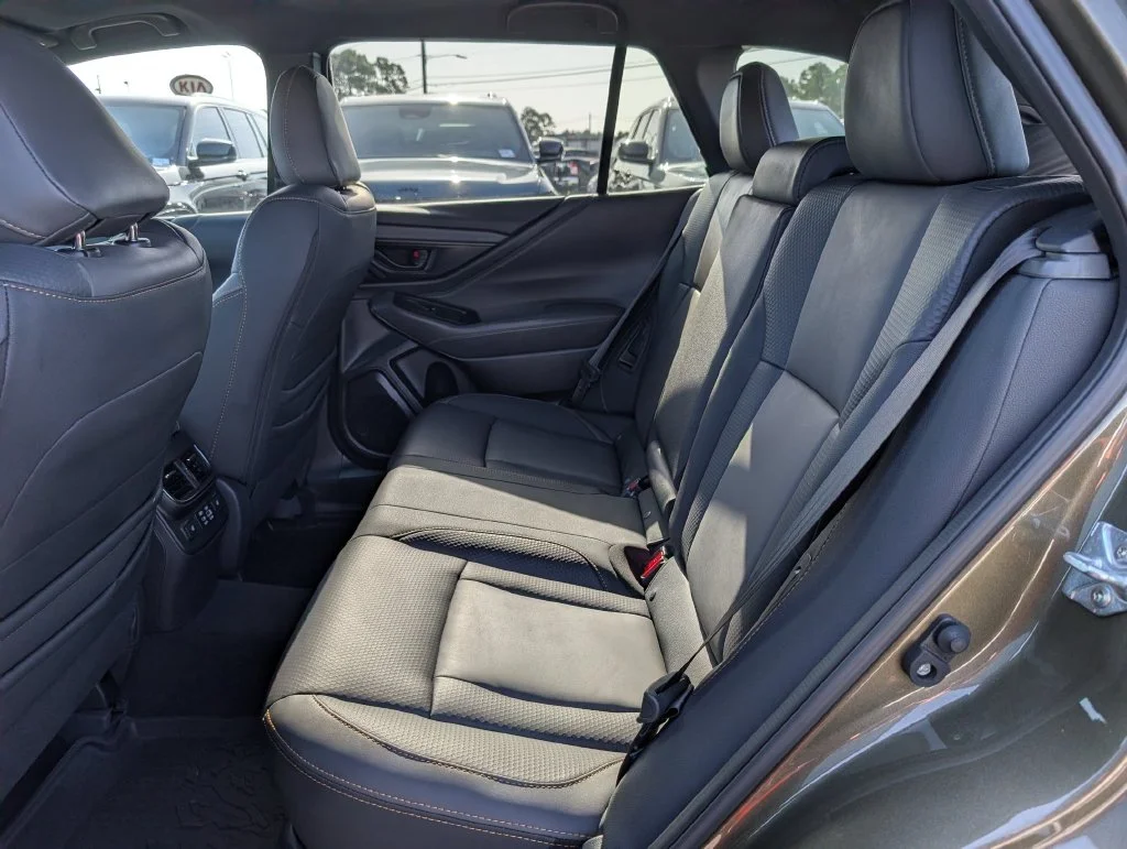 Used 2025 Green Subaru Wilderness image 21
