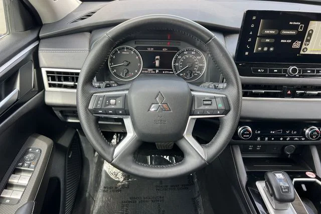 Used 2025 Cosmic Blue Metallic Mitsubishi Trail Edition image 17