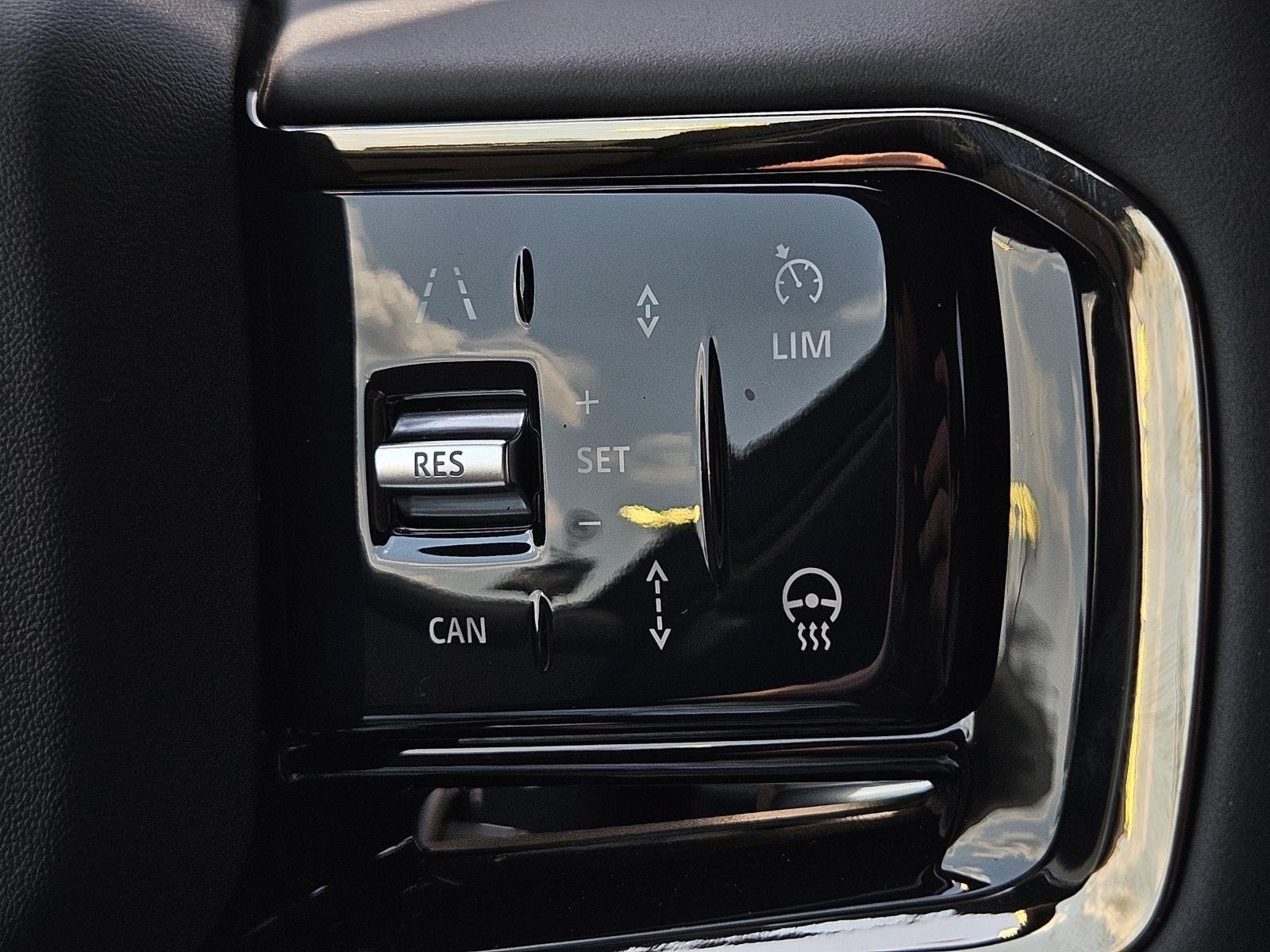 2026 Land Rover Range Rover Evoque Dynamic SE - Photo 15