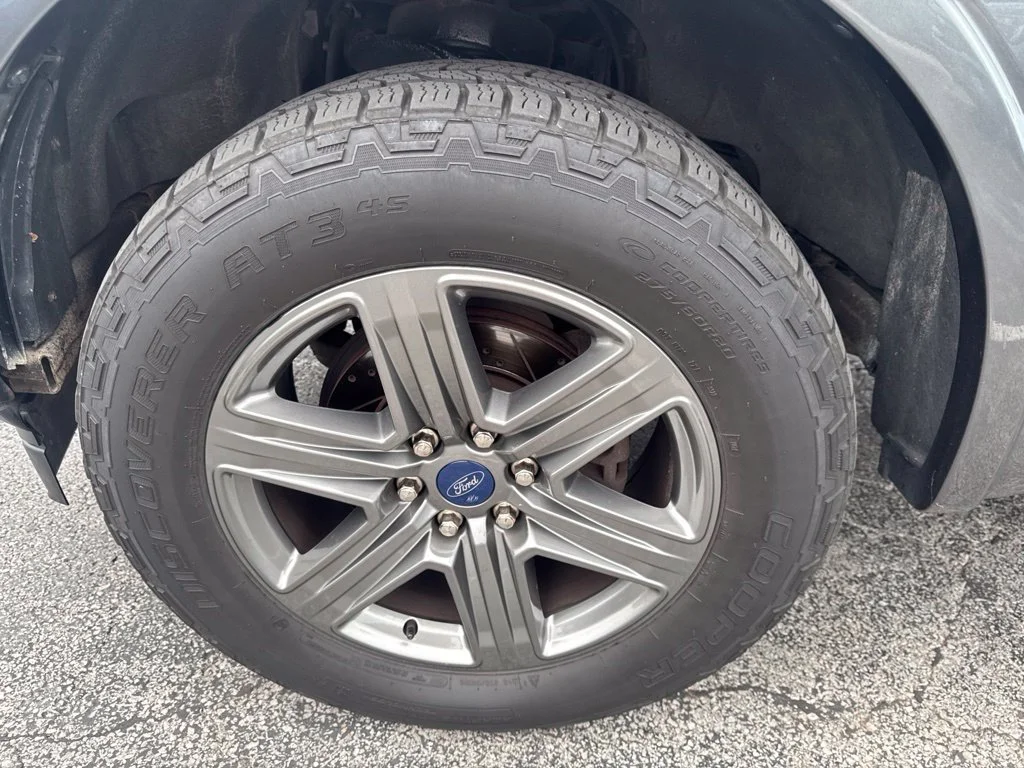 Certified Used 2020 Magnetic Metallic Ford Lariat image 50