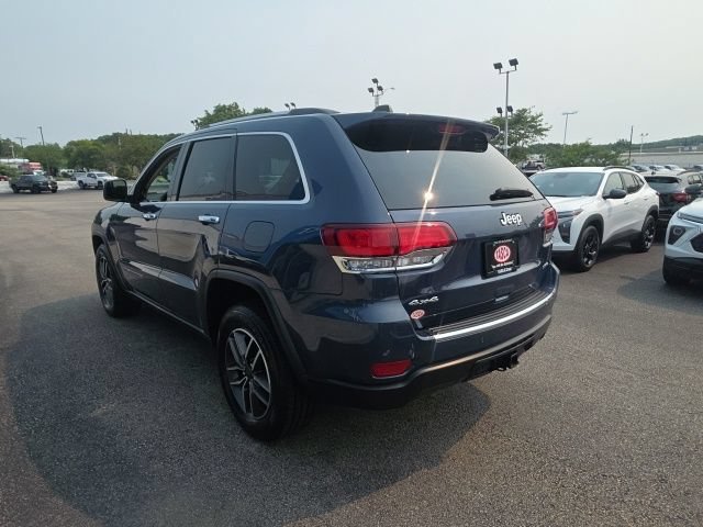 Used 2020 Slate Blue Pearlcoat Jeep Limited image 4