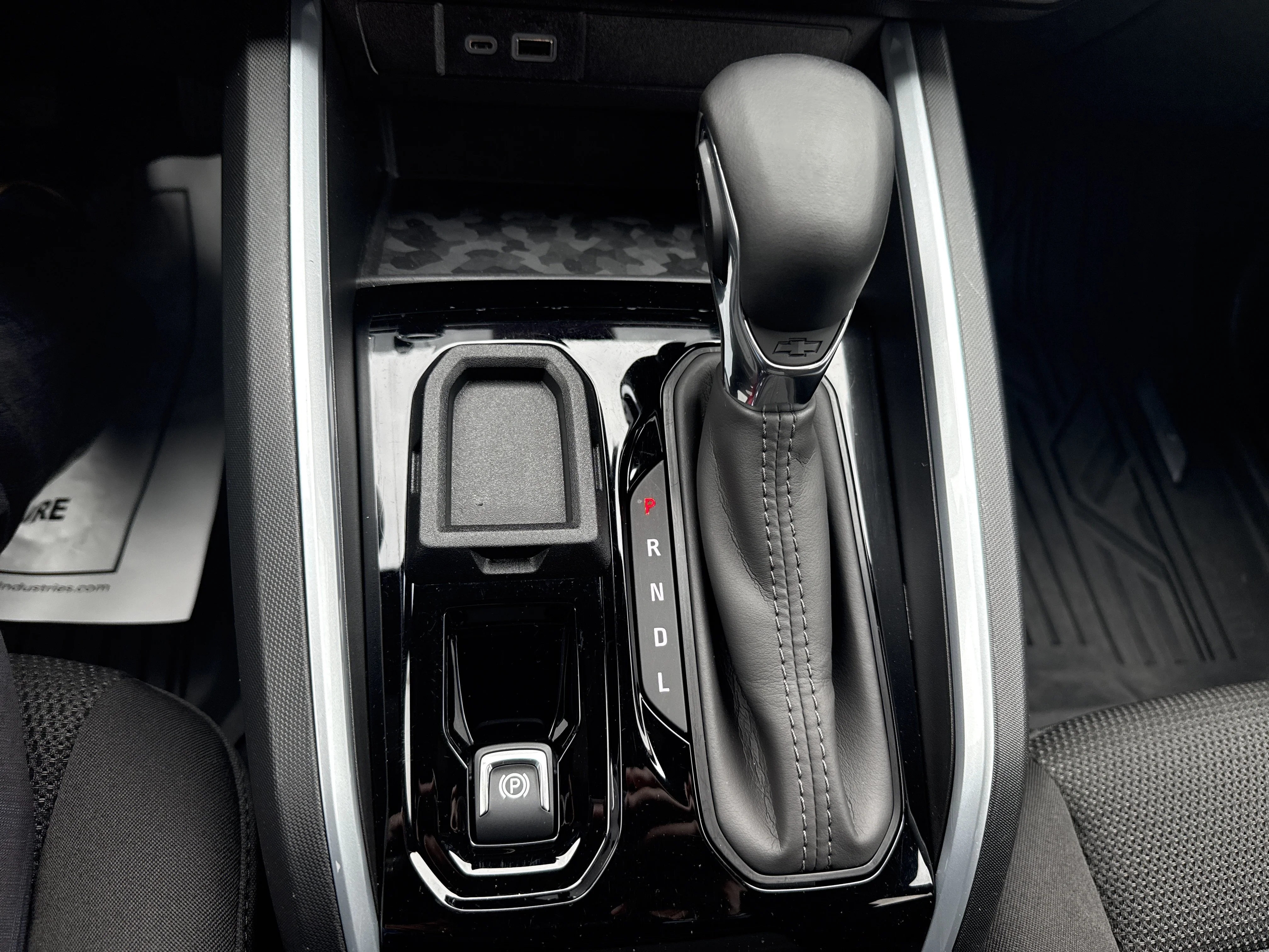 Used 2025 Black Chevrolet LT image 25