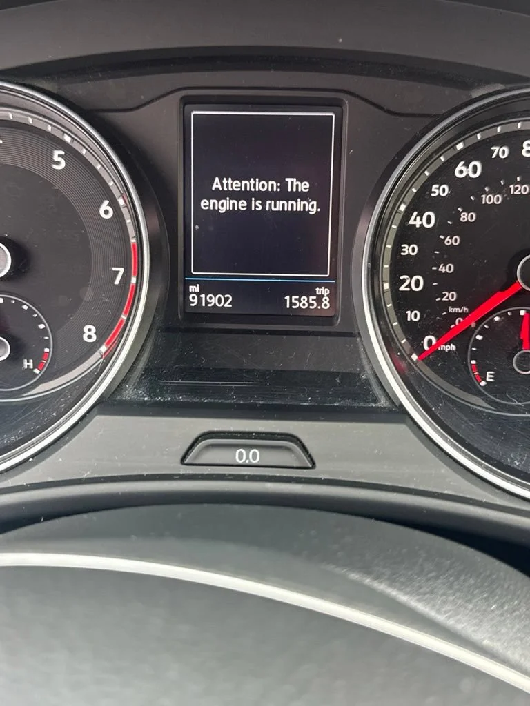 Used 2019 Blue Volkswagen 2.0T SE image 8