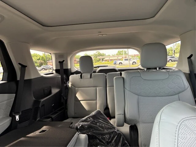 New 2026 Carbonized Gray Metallic Ford Platinum™ image 14