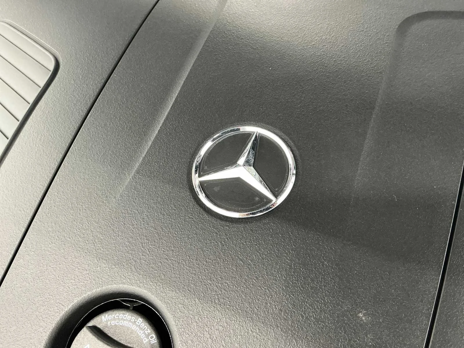 Certified Used 2026 Obsidian Black Metallic Mercedes-Benz GLC 300 image 28