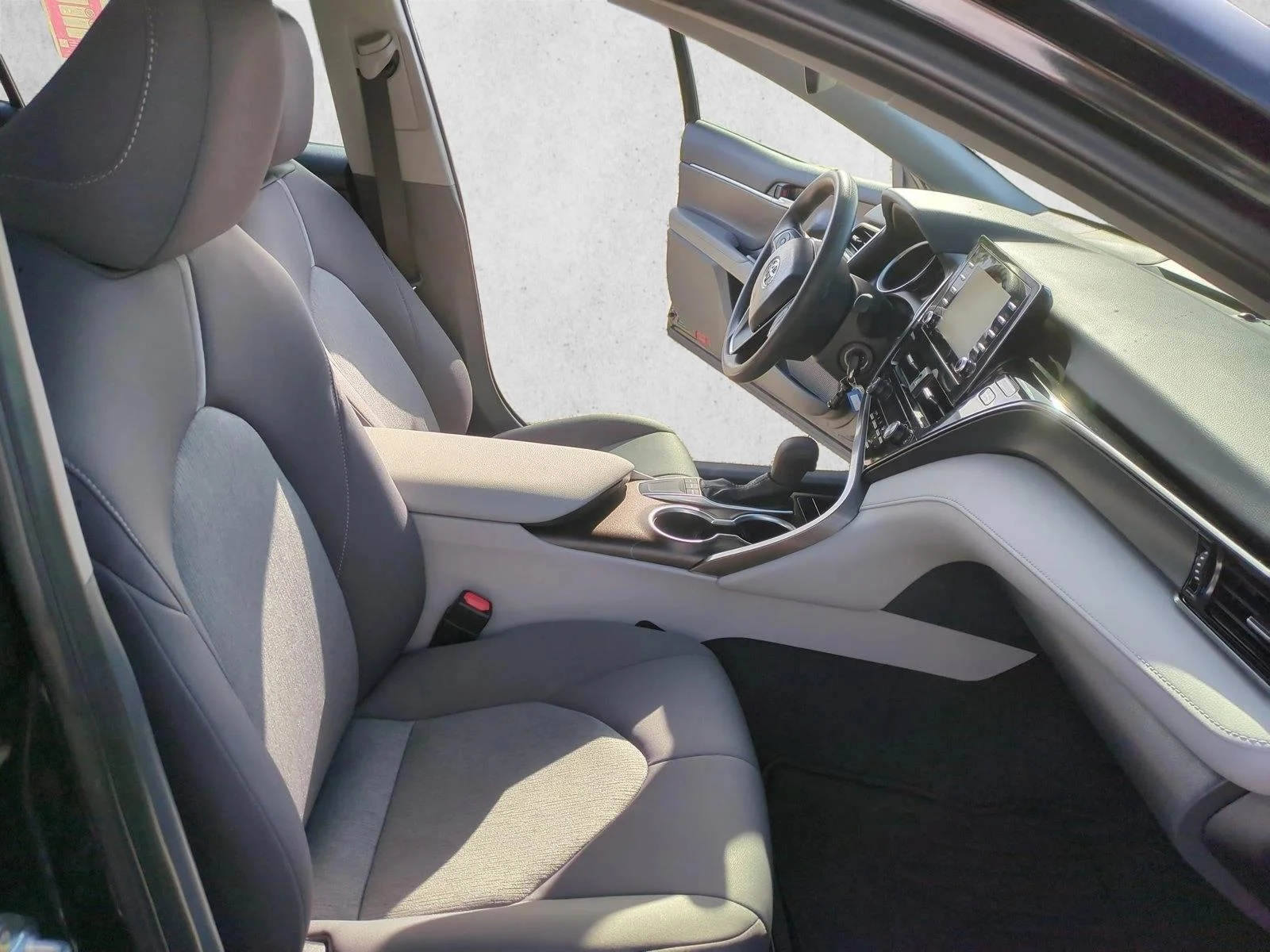 Used 2024 Midnight Black Metallic Toyota LE image 21