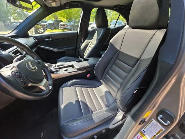 Used 2016 Silver Lexus 350 image 11