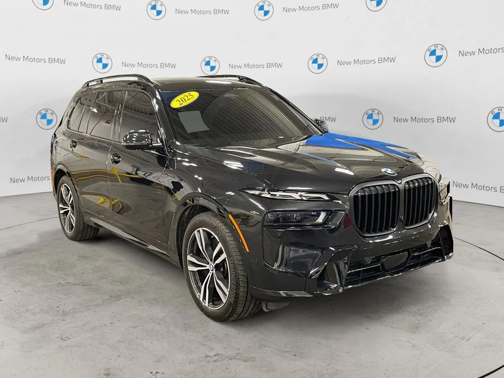 Used 2025 Black Sapphire Metallic BMW xDrive40i image 7