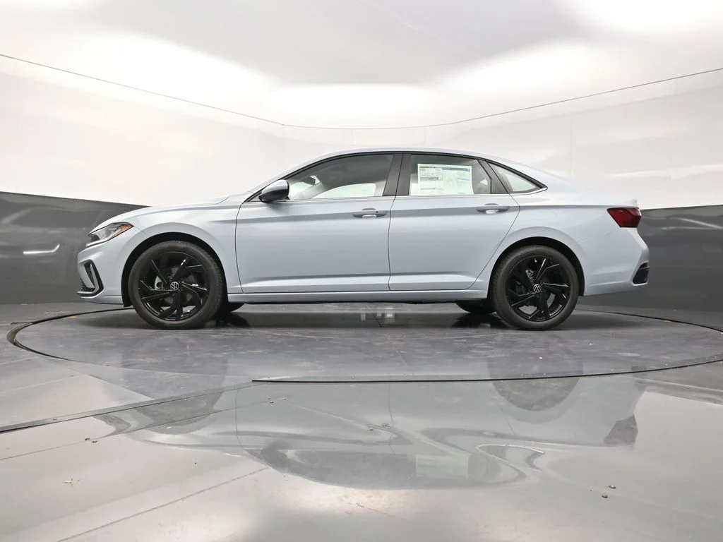 2026 Volkswagen Jetta SE - Photo 23