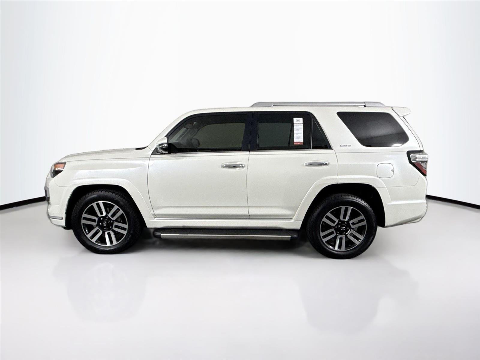 Certified Used 2023 Blizzard Pearl Toyota Limited image 14