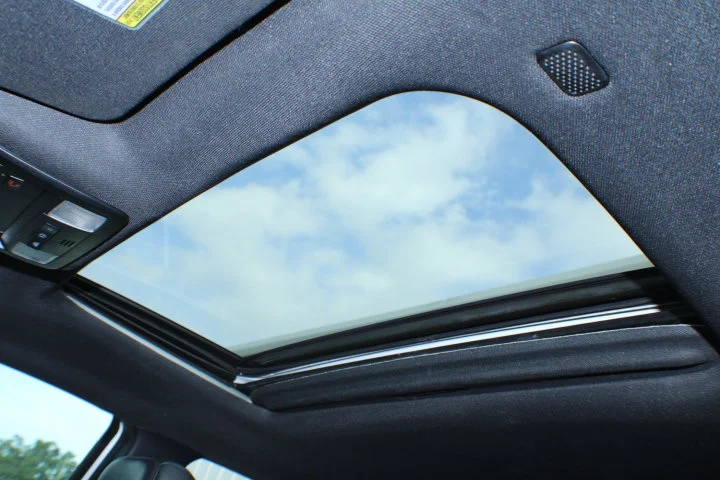 Used 2022  Toyota  image 8