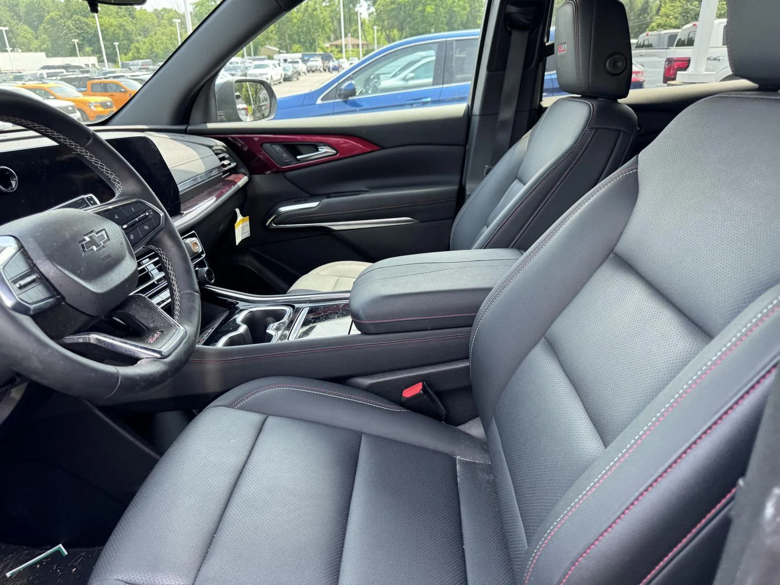 Used 2024 Mosaic Black Metallic Chevrolet AWD Z71 image 7