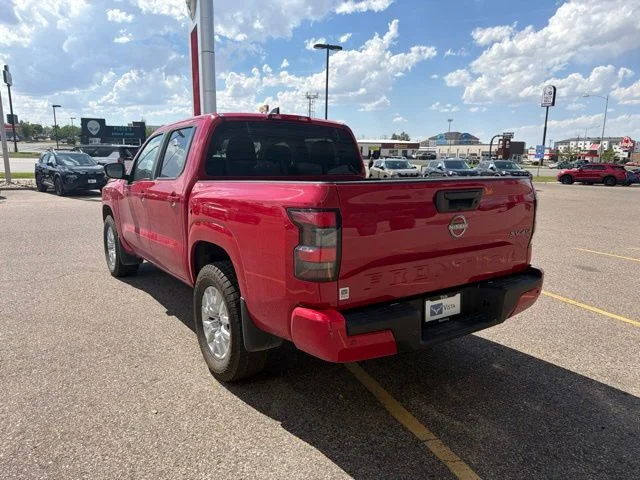 Used 2022 Red Alert Nissan SV image 7