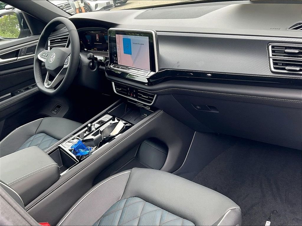 New 2026 Black Volkswagen 2.0T SEL Premium R-Line image 10