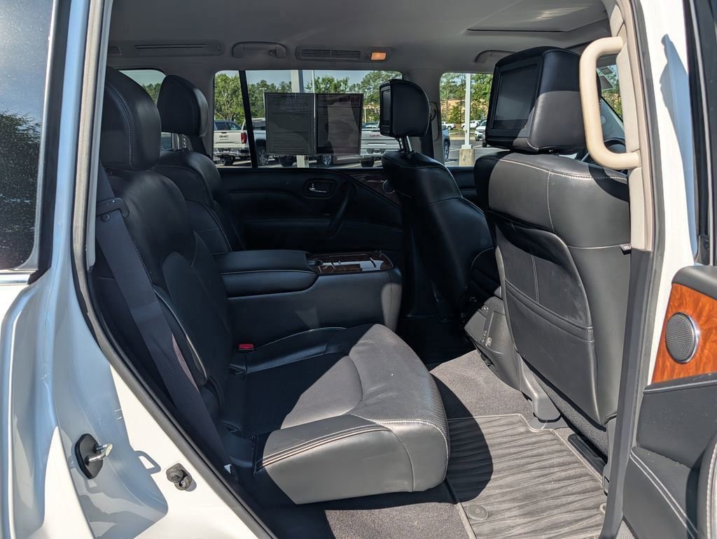 Used 2019 Moonstone White INFINITI LUXE image 20