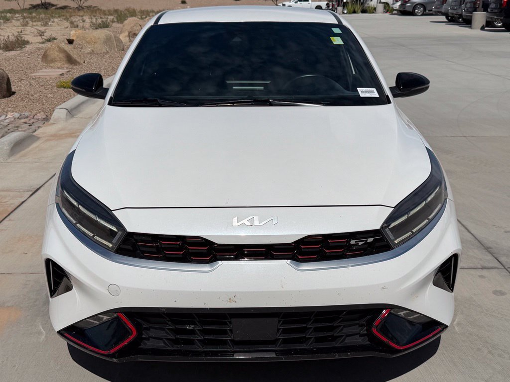 Used 2023 White Kia GT image 3