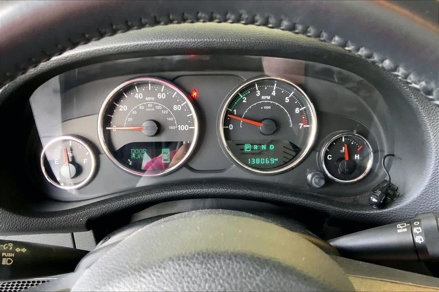 Used 2017 Bright White Clearcoat Jeep Sport image 25