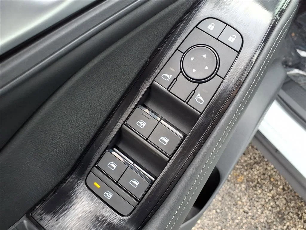2026 Nissan Rogue SV - Photo 27