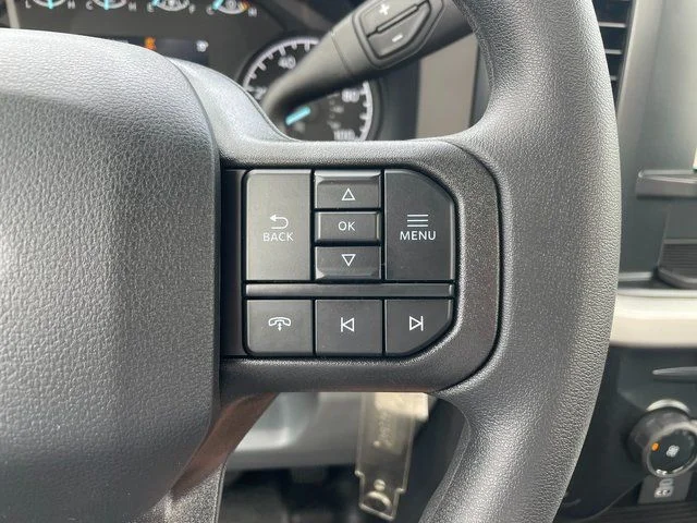 2025 Ford F-450 Super Duty Chassis Cab XL - Photo 16