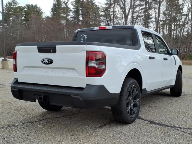 New 2026 Oxford White Ford XLT image 24