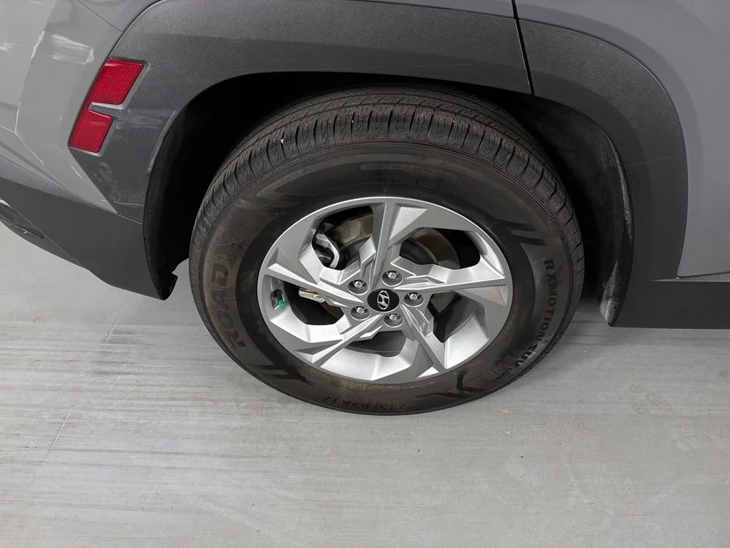 Used 2024 Gray Hyundai SEL image 14