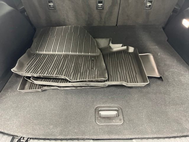 Used 2021 Carbonized Gray Metallic Ford SE image 9