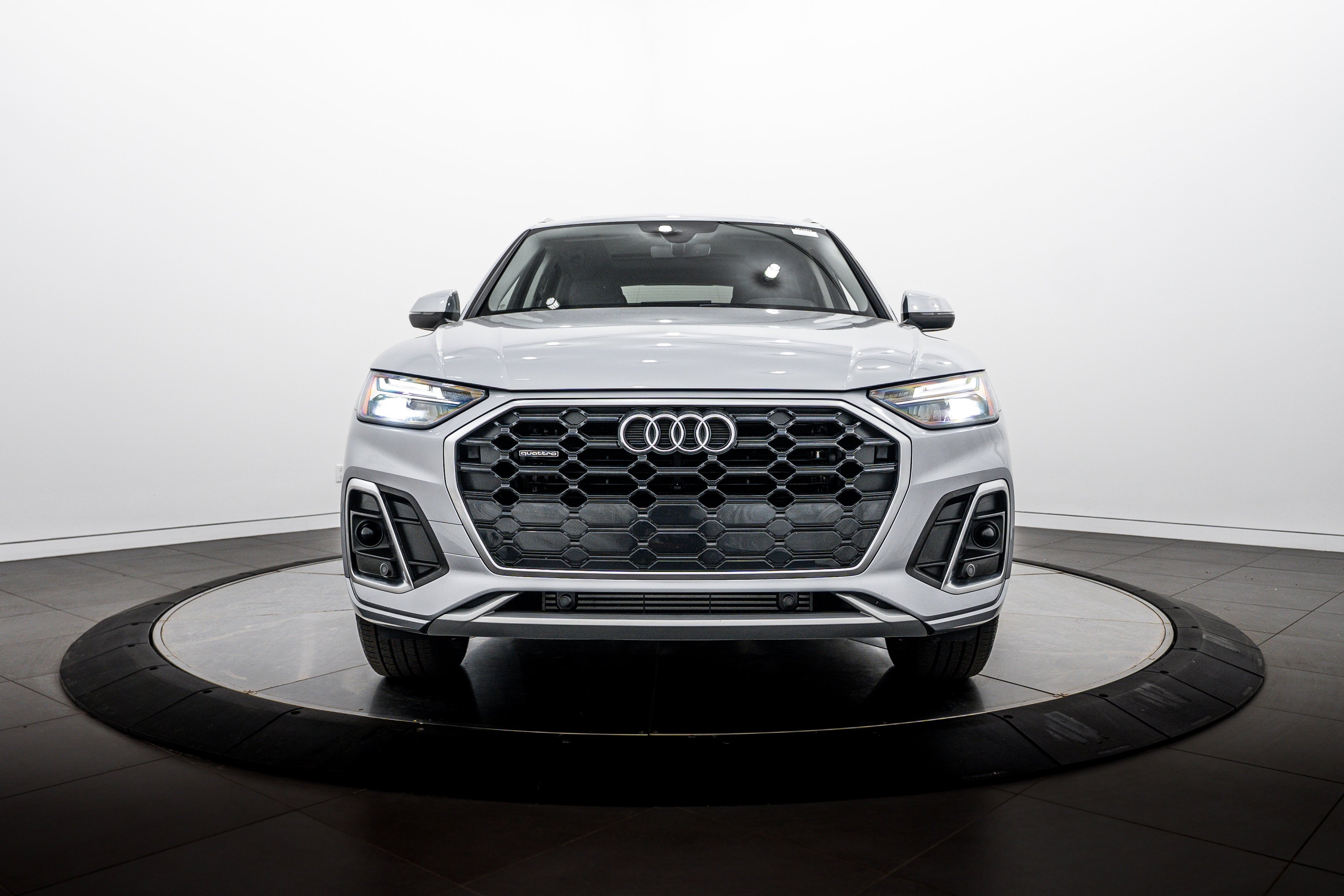 Certified Used 2023 Florett Silver Metallic Audi S line Premium image 25