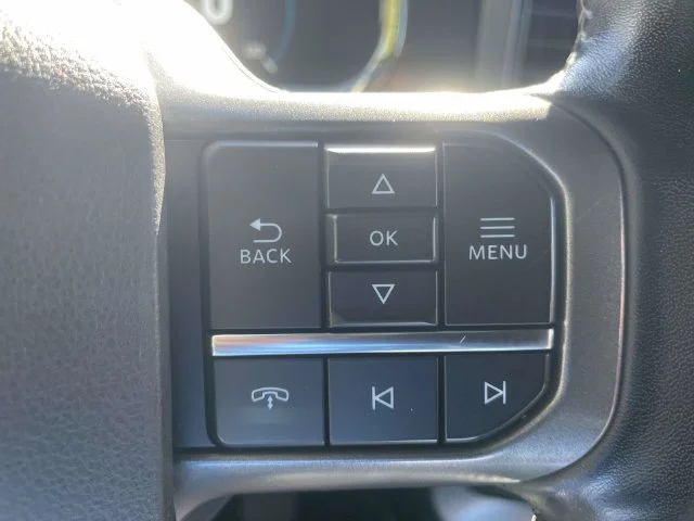 Certified Used 2022 White Ford Lariat image 22
