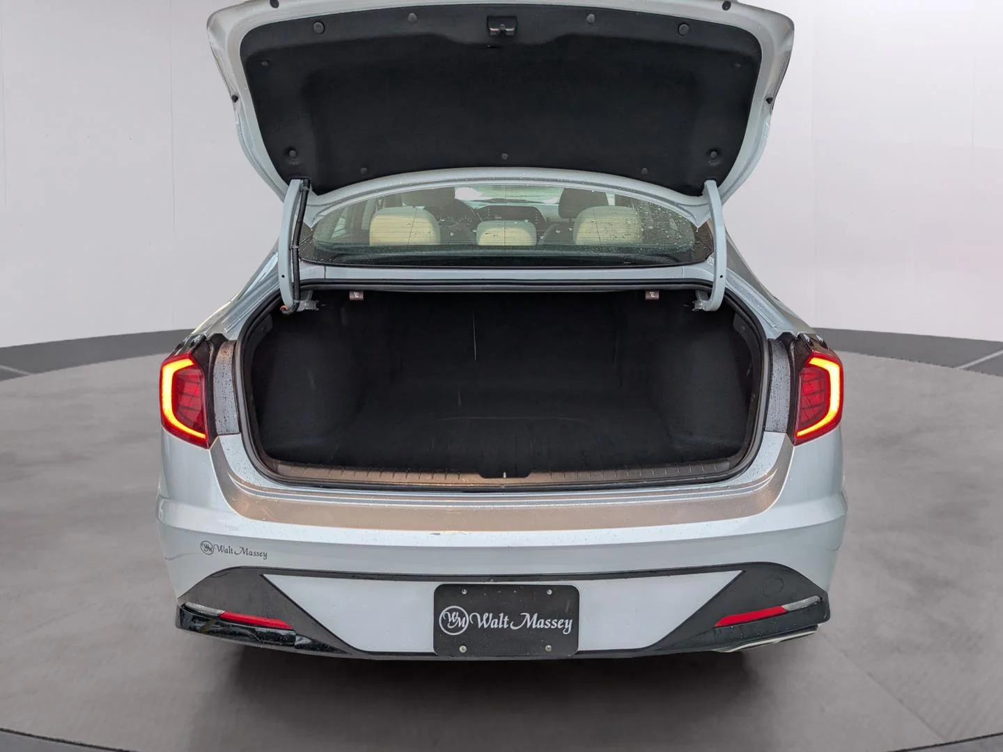 Used 2023 Curated Silver Hyundai SEL image 30