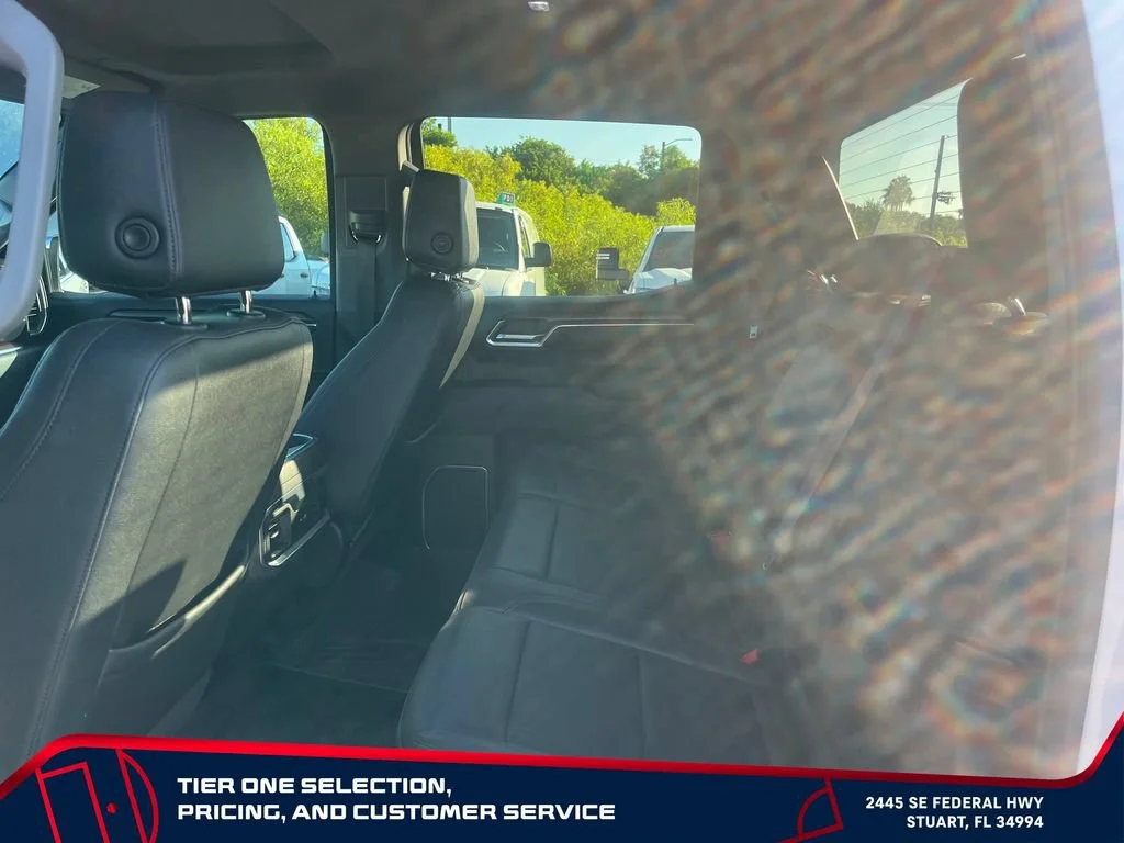 Used 2023 White Frost Tricoat GMC SLT image 14