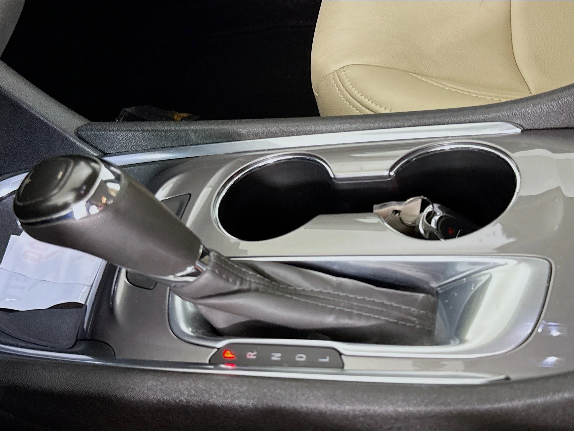 Used 2020 STONE GRAY METALLIC Chevrolet LT image 18