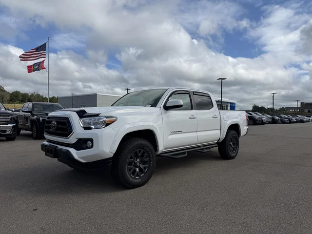 2022 Toyota Tacoma SR5 V6