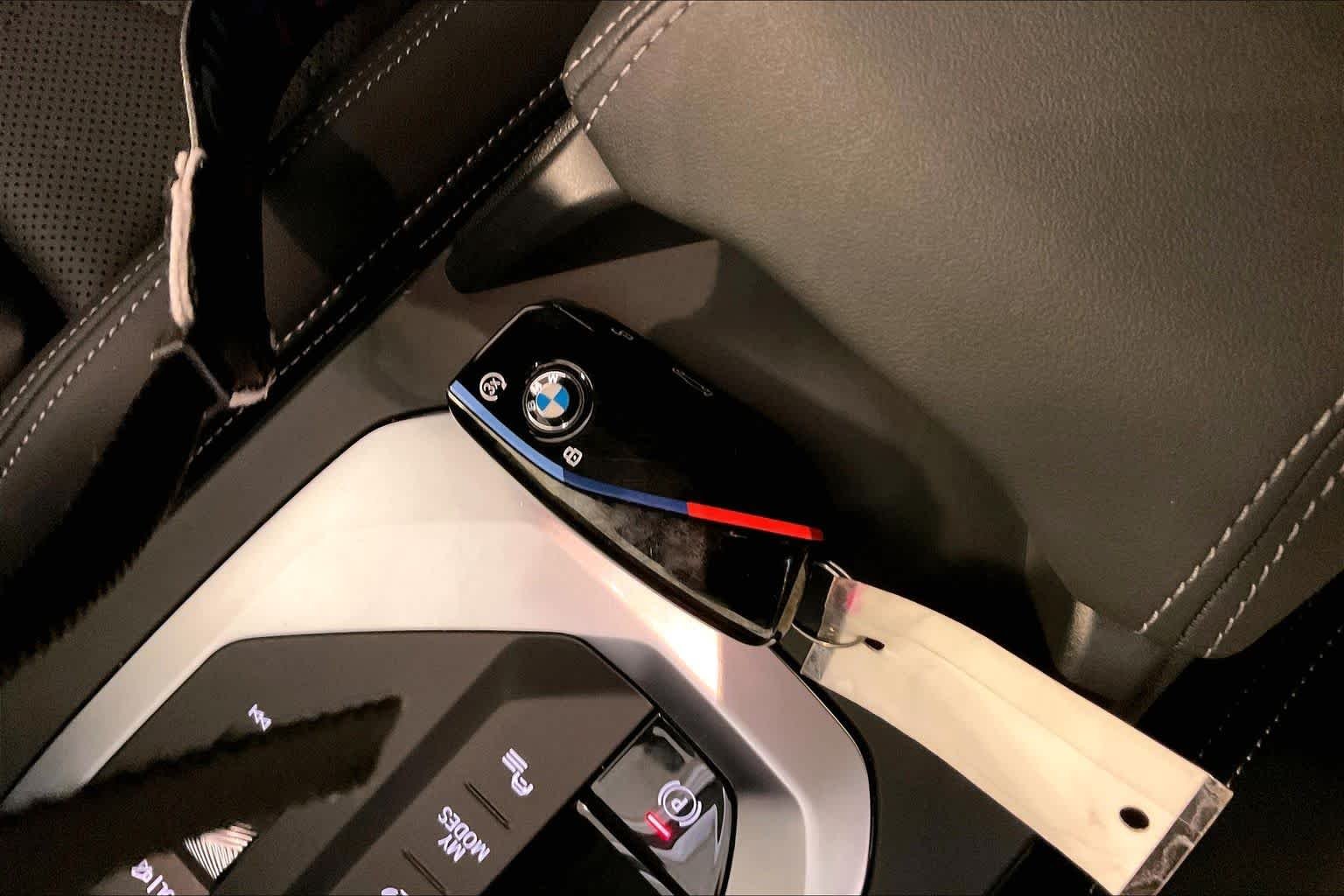 2025 BMW 2 Series M235 - Photo 12