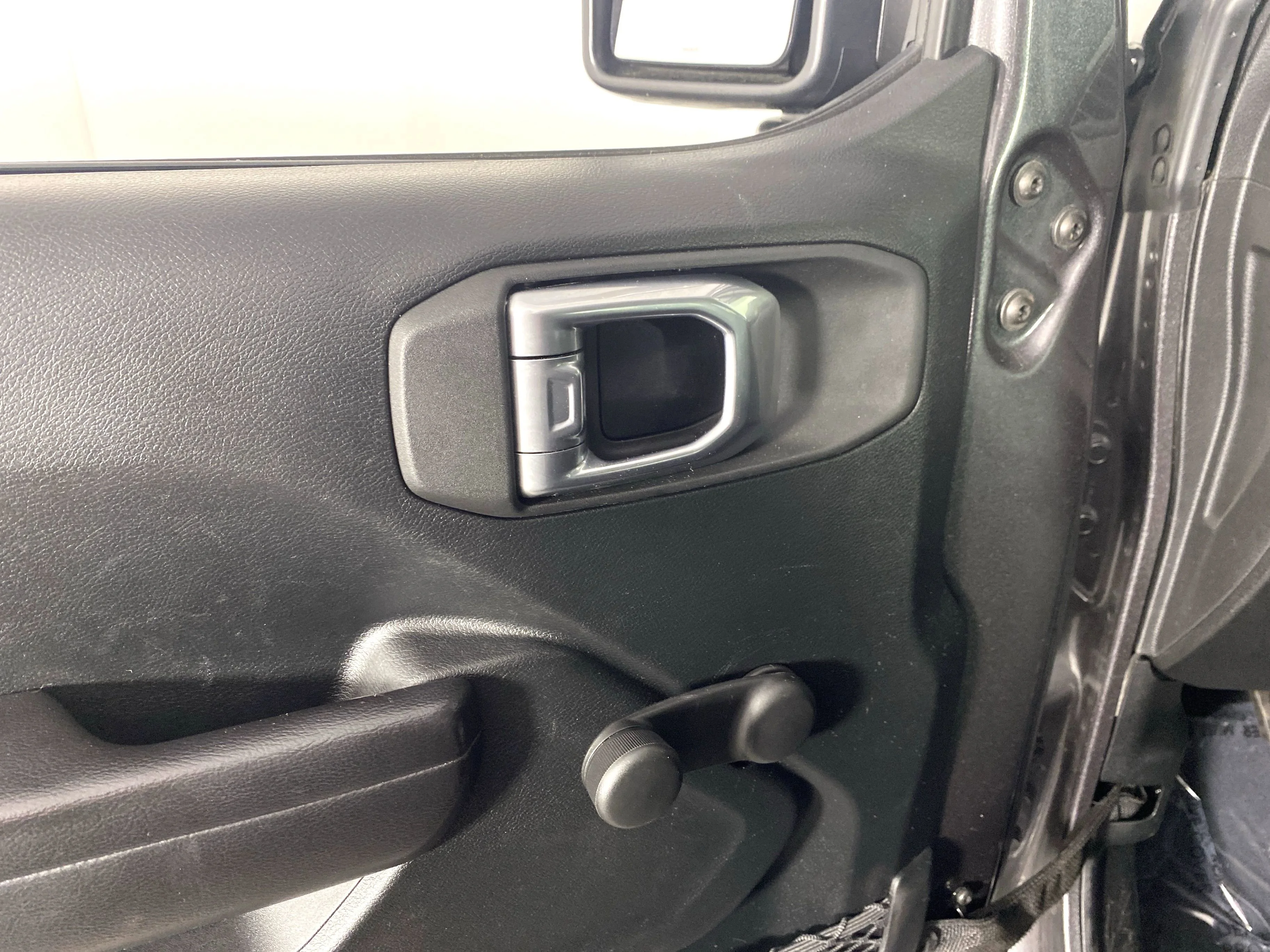 Used 2021 Granite Crystal Metallic Clearcoat Jeep Willys Sport image 13