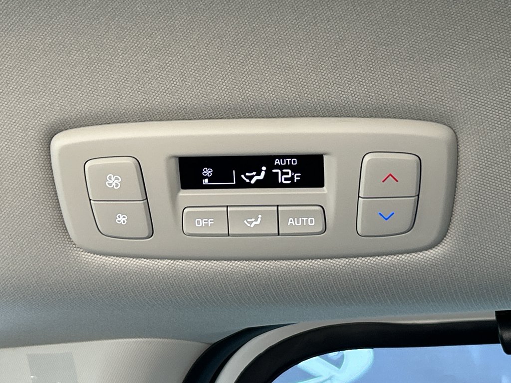 New 2026 Snow White Pearl Kia EX image 16